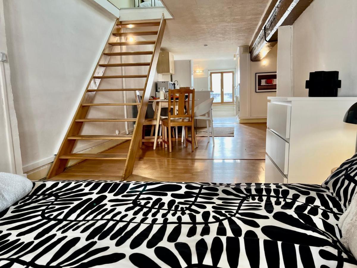 Suite Jason Villeurbanne Buitenkant foto