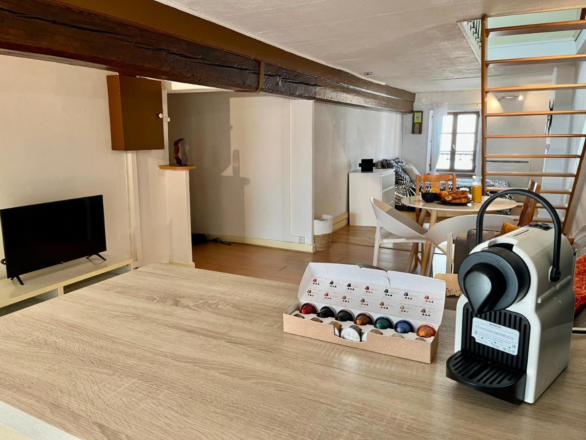 Suite Jason Villeurbanne Buitenkant foto